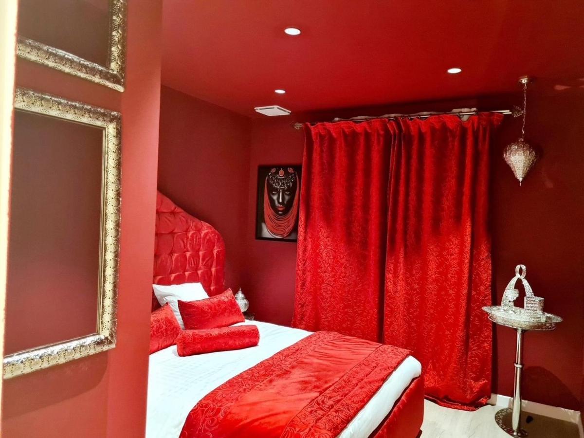 Magnifique Villa De Luxe Au Coeur De La Garrigue Nîmes Exteriér fotografie