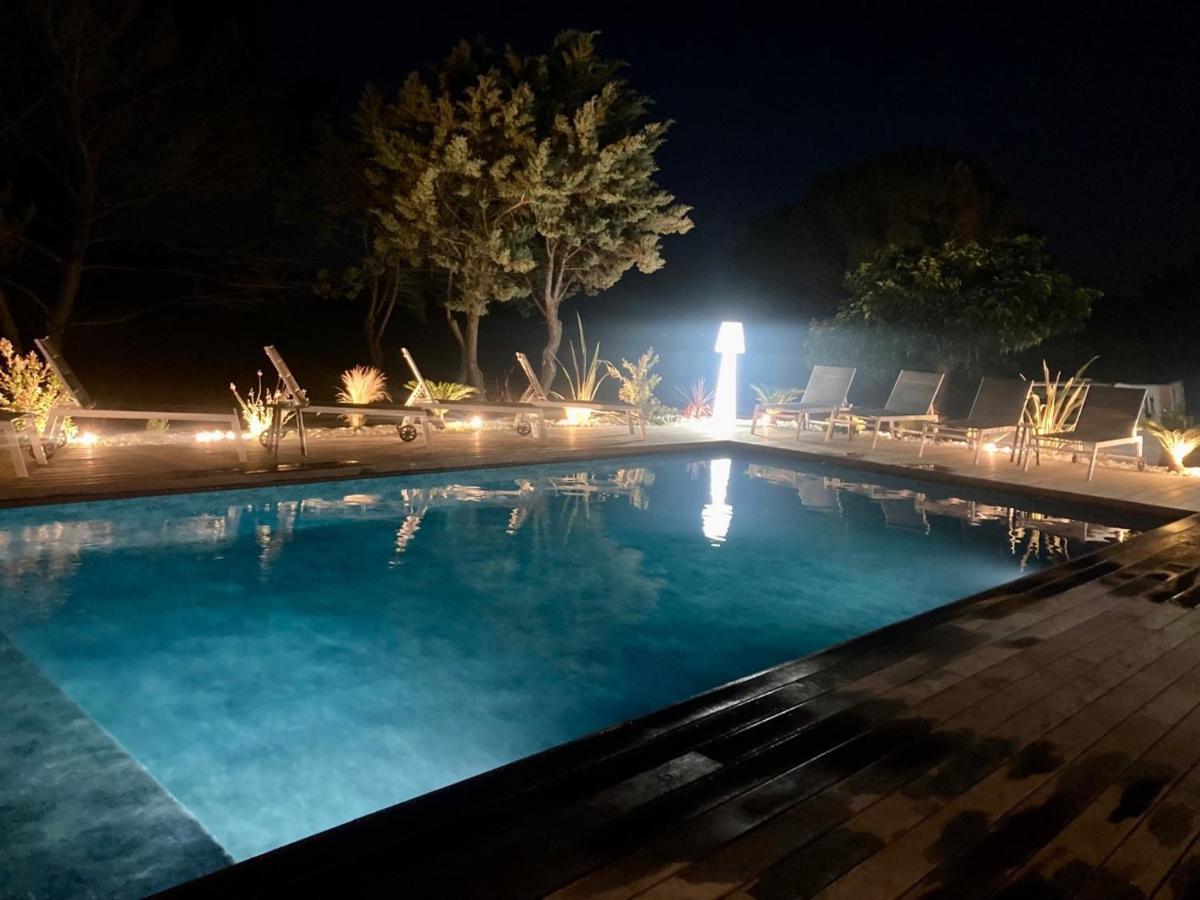 Magnifique Villa De Luxe Au Coeur De La Garrigue Nîmes Exteriér fotografie